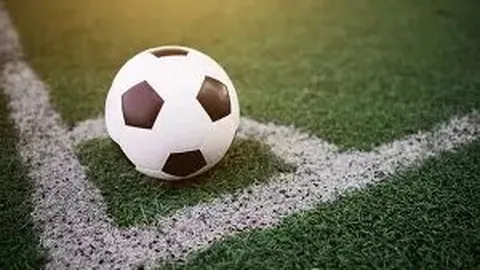 莎芭莲卡以41分优势重夺世界第一，思薇雅蒂11个月王者宝座易主。