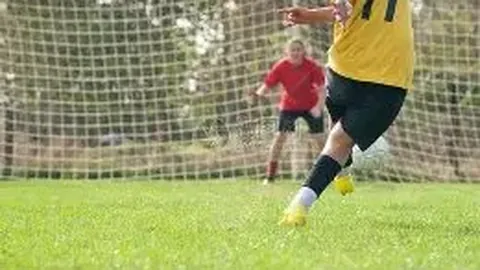 央视网体育：蒯曼入选新加坡大满贯女单赛事名单